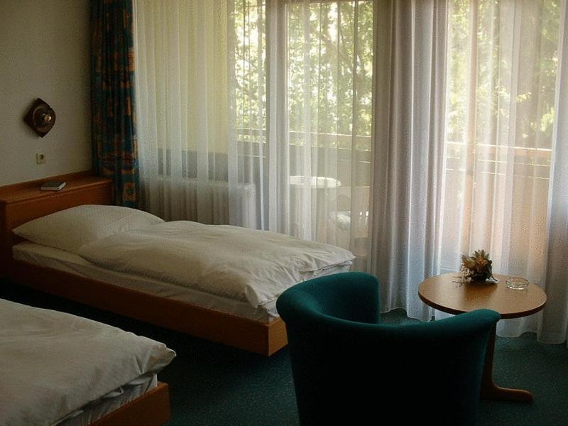Hotel Koch Maingau Obertshausen Zimmer foto
